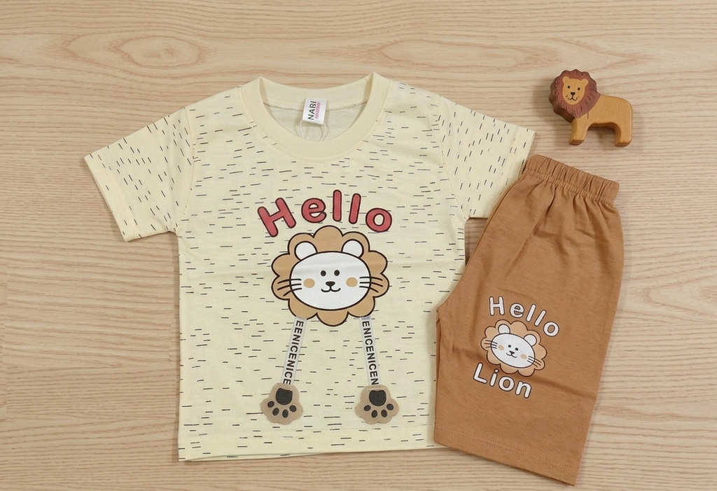 Short sleeve t-shirt and shorts