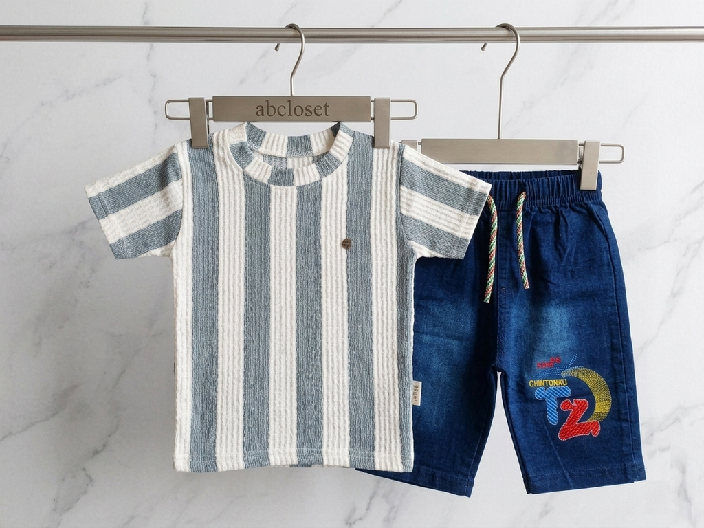 Short Sleeve Seersucker t-shirt and shorts