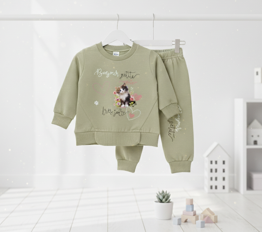 Tiny Hearts Kitty Outfit